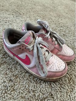Pink Nike dunks