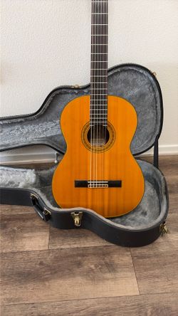 Takamine C128 vintage classical guitar