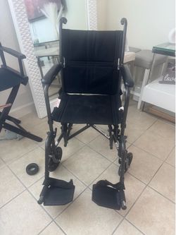 Medline Transport Wheelchair – Lightweight Foldable Wheelchair – Excellent Condition