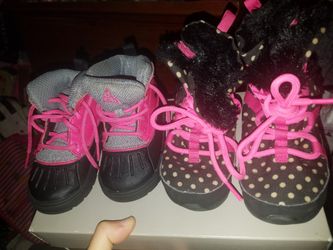 Nike boots size 7 / size 8