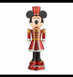 Minnie Animatronic.