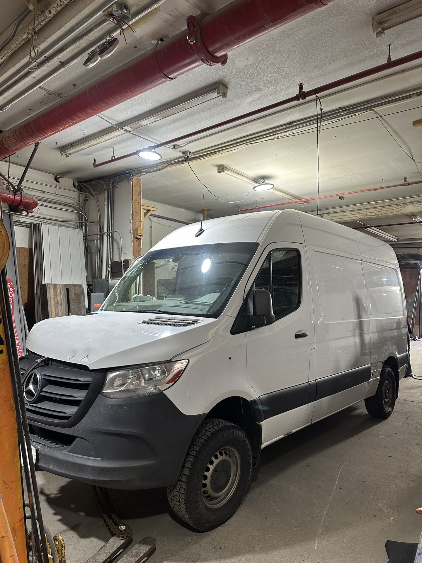 2019 Mercedes-Benz Sprinter 2500 Cargo · Full part out
