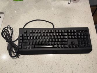Razor Blackwidow Chroma V2 Gaming Key Board