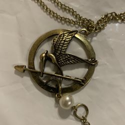 Hunger Games Pendant -bronze