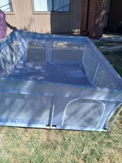 Large area play pen