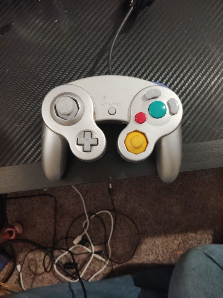 Nintendo GAMECUBE controller