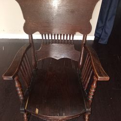 Wood Wing Back Rocking Chair 