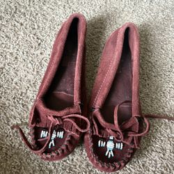 Minnetonka Kilty Moccasin