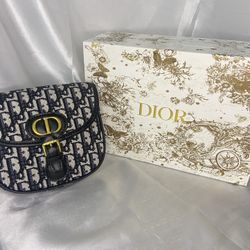  Purse/ Bag /Small Purse /Shoulder bags /head Bag 