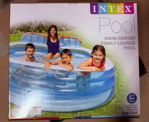 Intex Swim Center Family Lounge Pool 90x86x31 – New in Box / built-in bench / Family Lounge