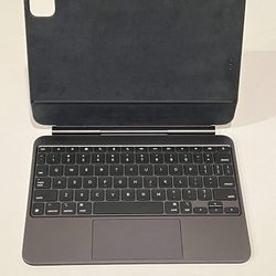 Apple Magic Keyboard for iPad Pro 11