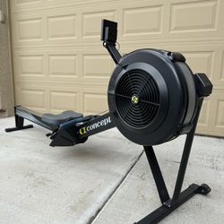 Concept 2 Row Erg Model D rower with PM5 - Crossfit Rowing machine