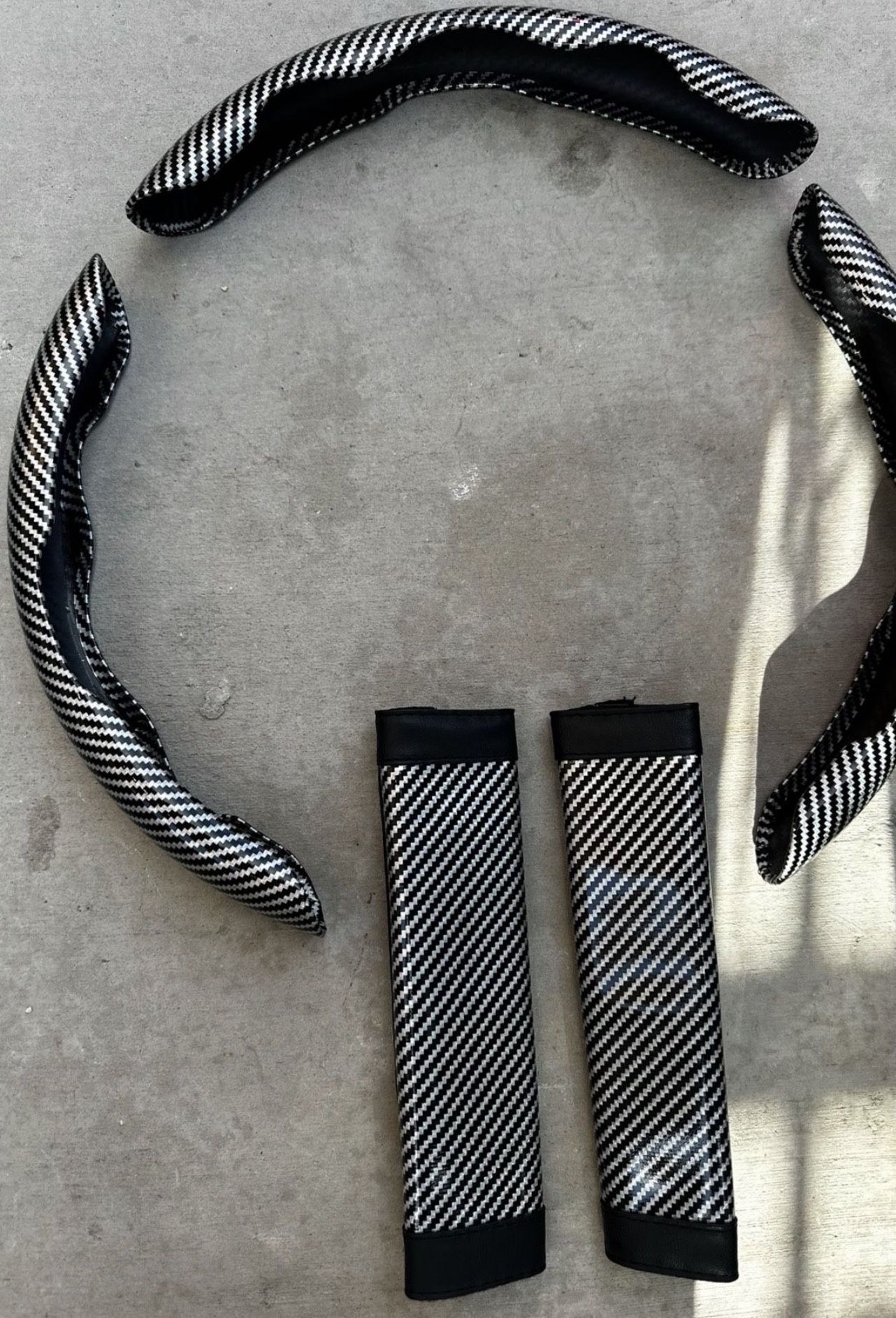 Carbon Fiber Steering Wheel Seat Belt Cover