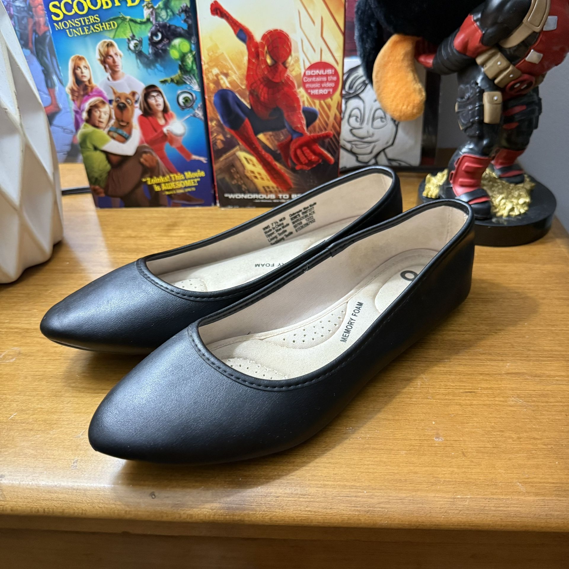 SO Black ballet flats with memory foam insoles - size 7.5