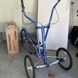 Street strider 7i With Unopened Stand