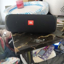 JBL flip 5