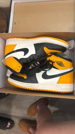 Air Jordan 1 Retro High Taxi Black Sail Size 5