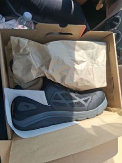 Red wings steel toe work shoes