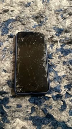 iPhone Battery is not to good and crack screen