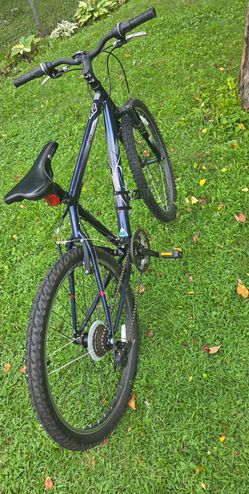 K2 Zed Sport hardtail mountain bike