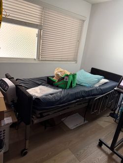 Hospital electric bed with LAL mattress