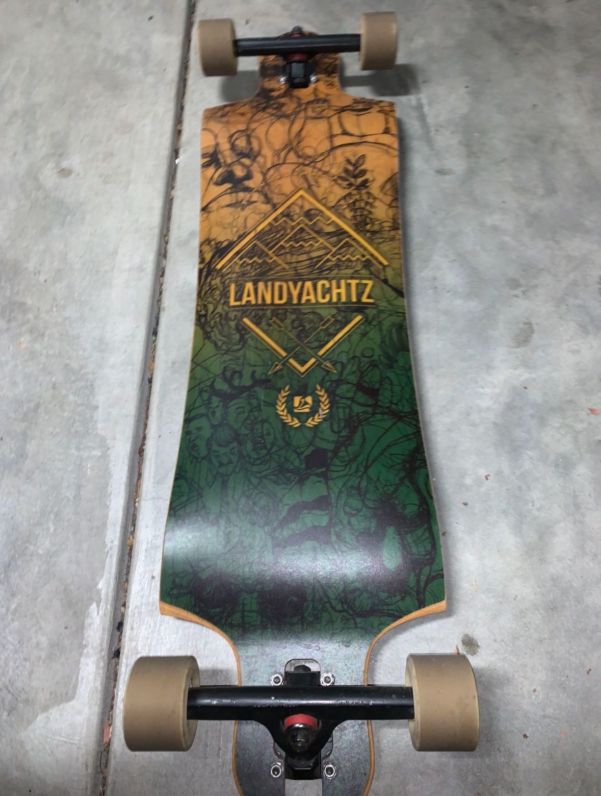 Landyachtz Longboard