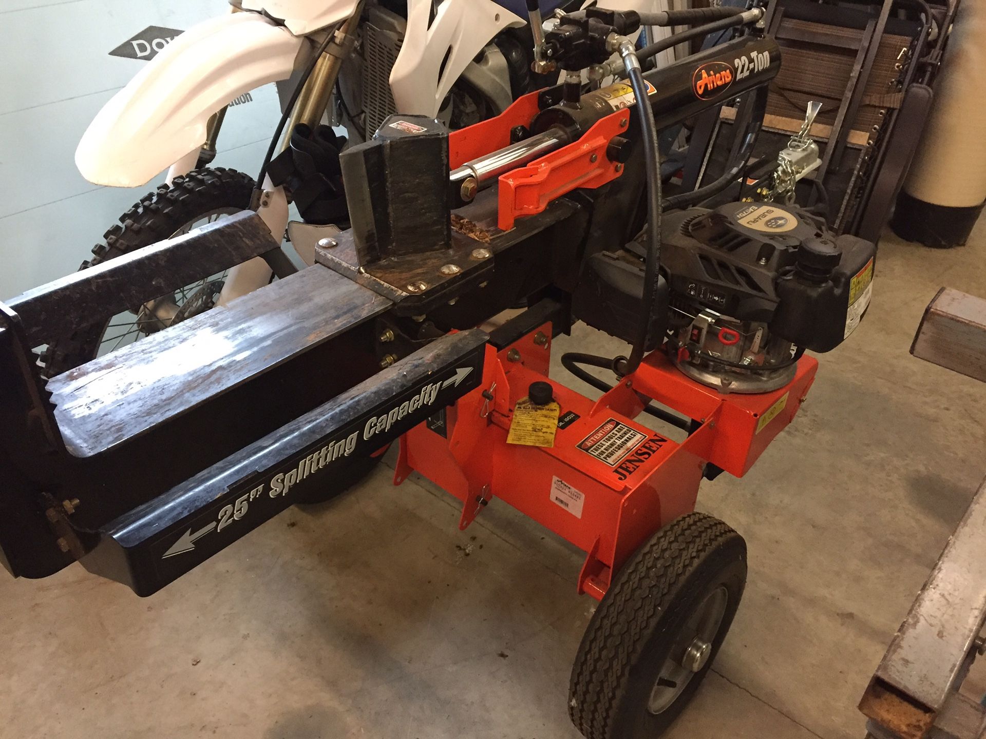 Ariens 22 ton log splitter