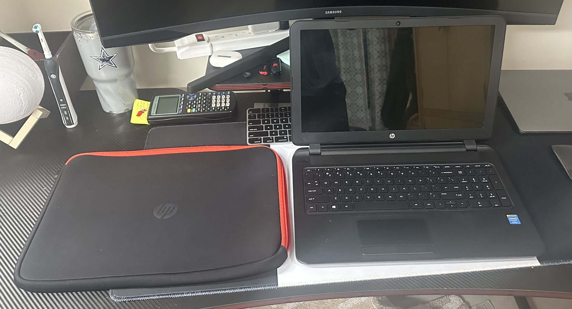 HP 15 Laptop - 8GB RAM, 1TB SSD, New Battery (Refurbished)