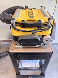 Dewalt Heavy Duty Planer with Stand