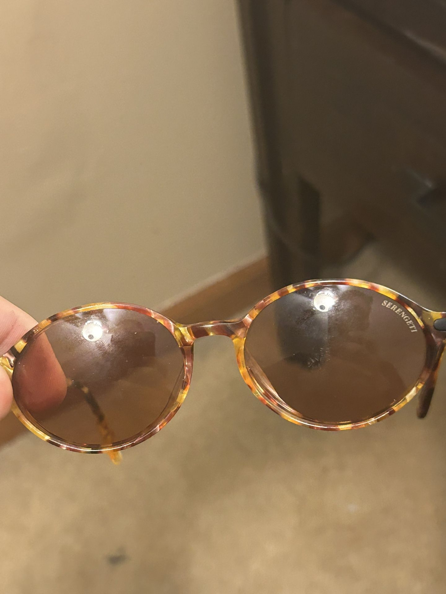 pair of Serengeti Tweeds Dr 6351 sunglasses.