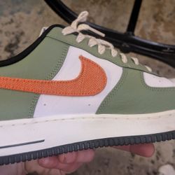 Nike Air Force One (Oil Green Orange) Size 10.5