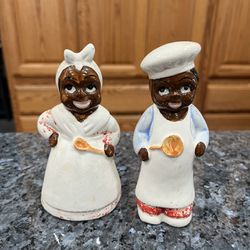 Vintage Pair Of Salt And Pepper Shakers.  Preowned Good Condition