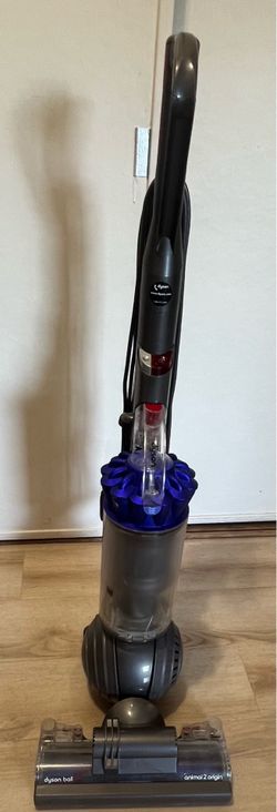 Dyson vacuum cleaner