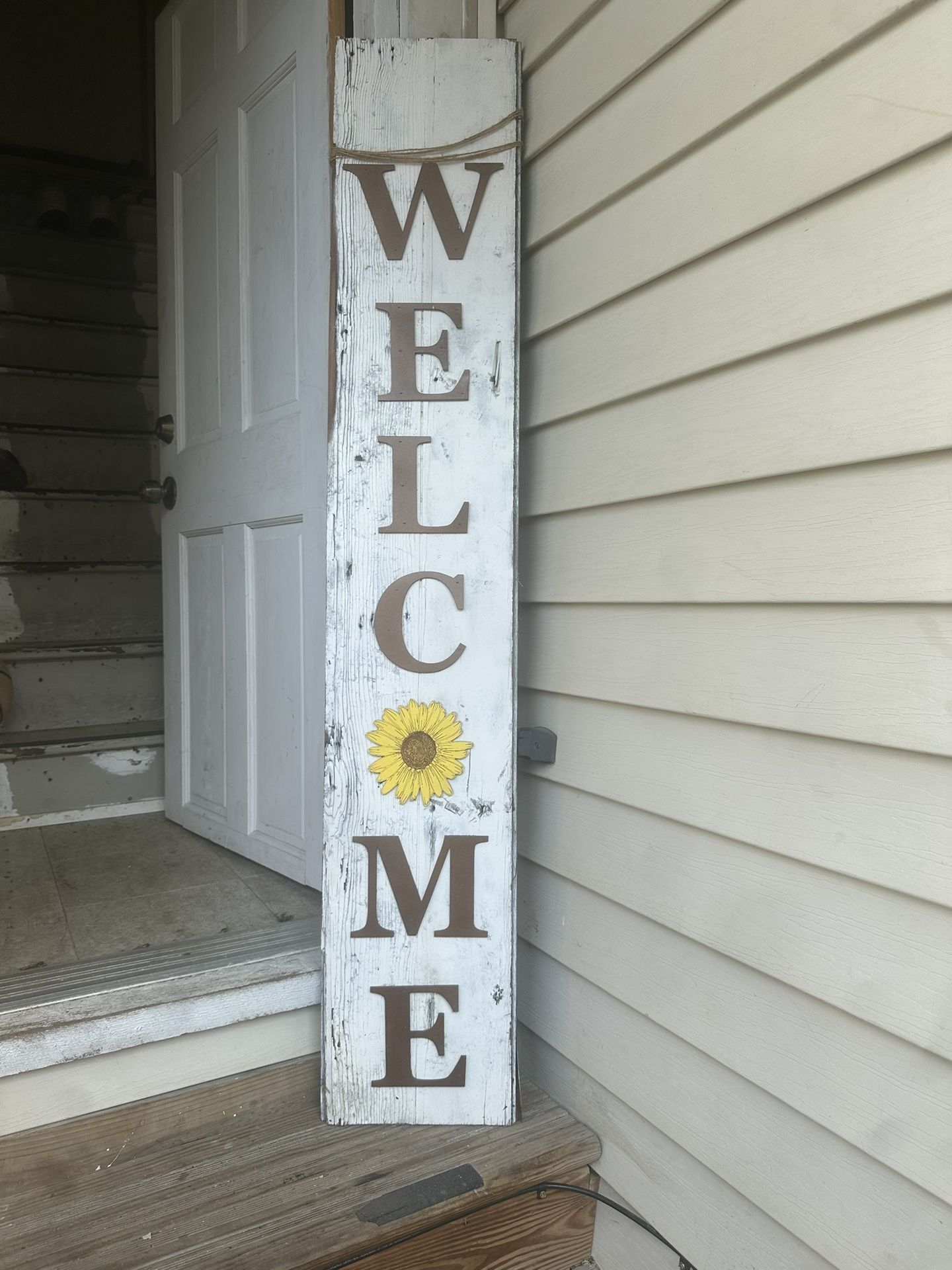 Welcome Sign