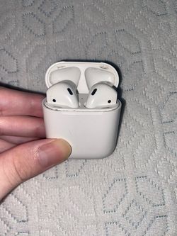 AirPods