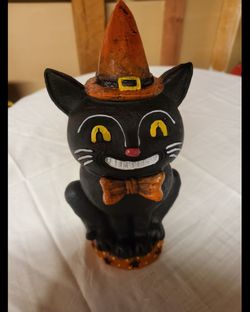 Halloween decor cat