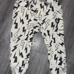 Light bolts Jogger Pants 