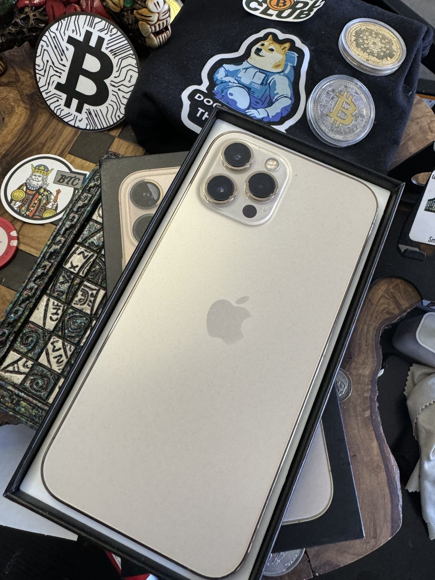 Apple Iphone 12 Pro Max 5G 256GB Gold Unlocked