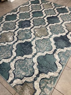 Beautiful peacock colored Pattern Traditional Area Rug - New - 8x10 Feet - E48