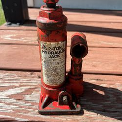 Vintage K-Mart Hydraulic Bottle Jack 2 Ton