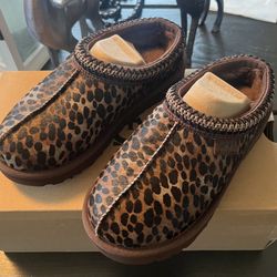 UGG Women’s Tasman Caspian Slippers Size 5