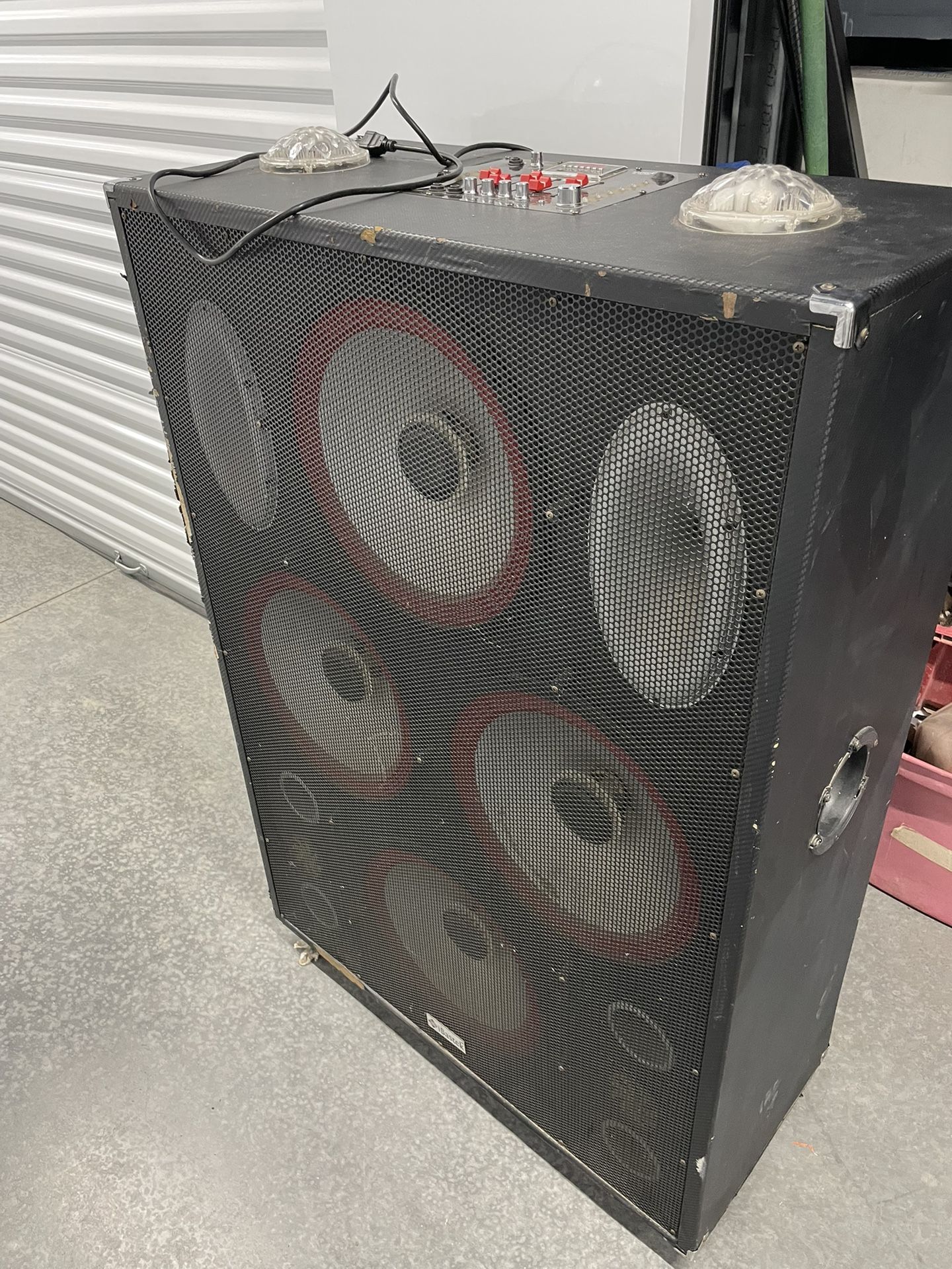 Huge iBastek PA Speaker – Untested – 15” Woofers, Mixer, AUX/USB/SD