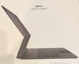 Magic Keyboard iPAD Pro 13" New