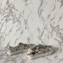 Girls Blowfish Malibu Slip On Sneaker Size 2