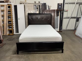 Queen Bed $280