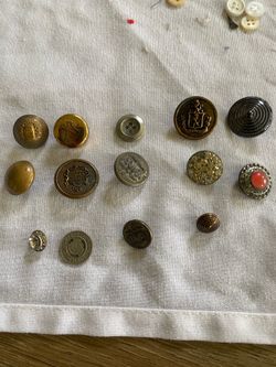 Vintage buttons lot wooden thread sewing spools