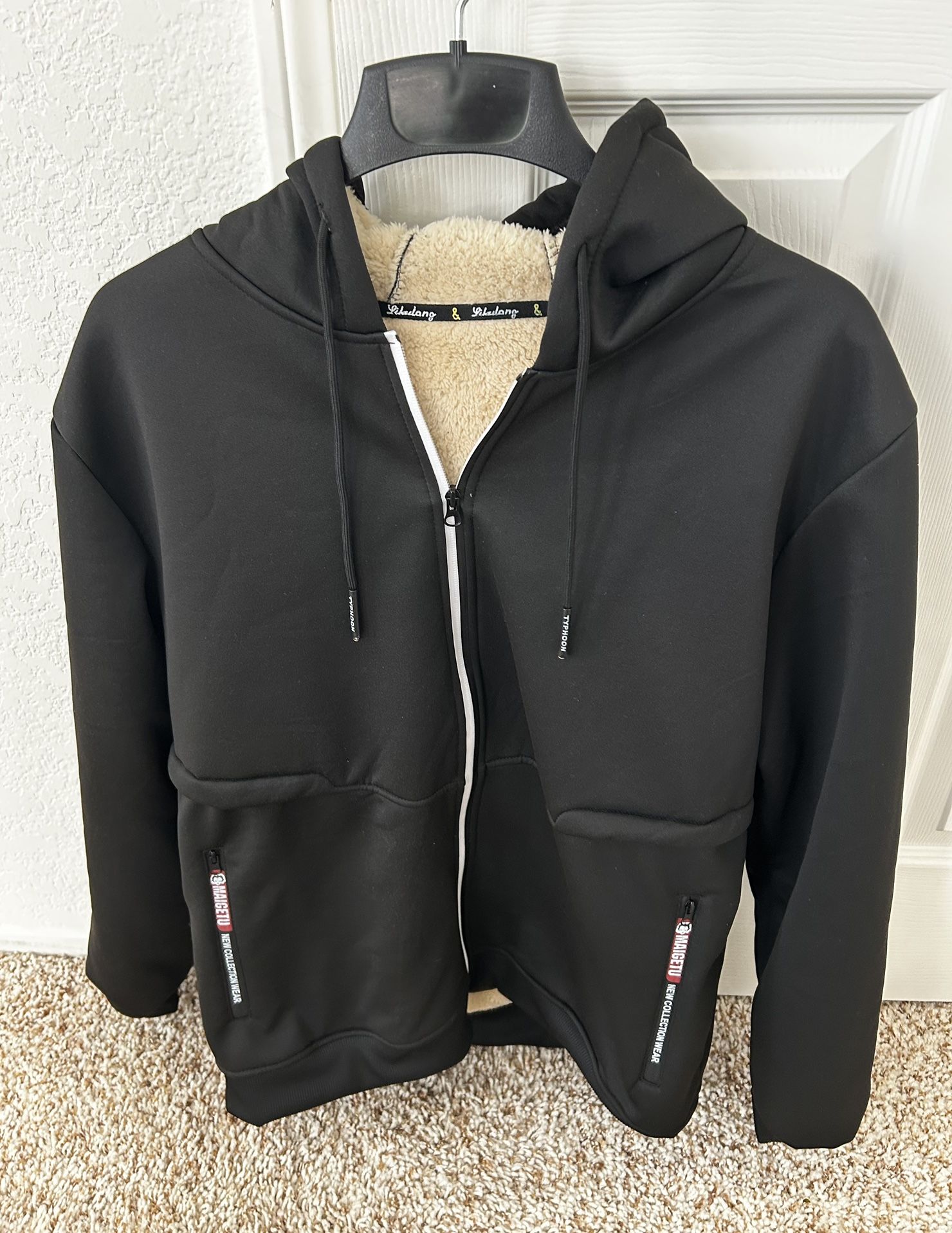 Men’s Large NEW Black Zip-Up Hoodie with Sherpa Lining