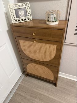 Shoe storage