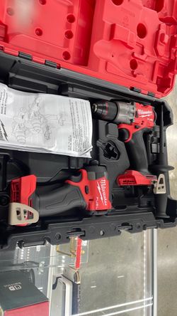 Milwaukee M18 FUEL Hammer Drill & Driver Combo Kit