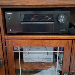 Onkyo Reciever Ht-r395